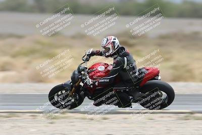 media/May-05-2025-Moto Forza (Mon) [[3c1838c5e5]]/2-B Group/Session 3 (Panning Test Turn 14 Inside)/